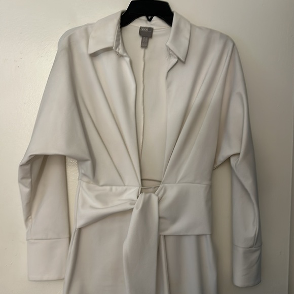 White midi dress with deep open front - Picture 3 of 5